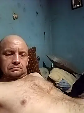 Snapshot of Jarektchurzewski chatting on December 13, 2025, 7:53 pm Jarektchurzewski online show from December 13, 2025, 7:53 pm