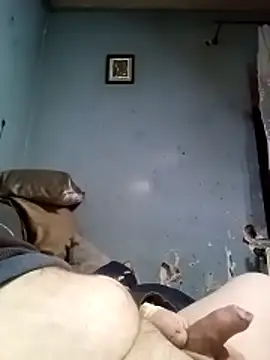 Snapshot of Jarektchurzewski chatting on February 17, 2026, 10:16 pm Jarektchurzewski online show from February 17, 2026, 10:16 pm