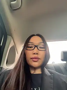 Snapshot of AdriaNochi chatting on July 22, 2026, 7:55 am AdriaNochi online show from July 22, 2026, 7:55 am