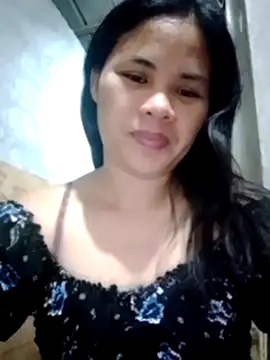 sweet bella16 online show from October 17, 2025, 11:35 am