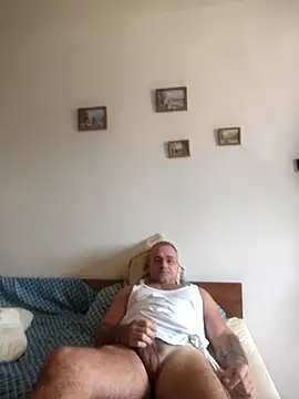 chcem1975 online show from September 17, 2025, 9:00 am