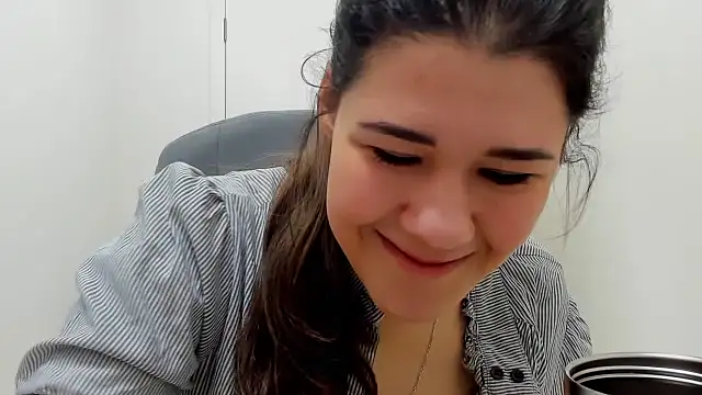 Joannia online show from March 7, 2026, 9:17 am