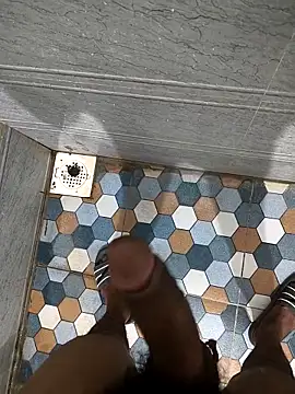 bold guy 1234 online show from April 6, 2026, 1:14 am