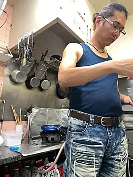 pai-chin-kun online show from October 8, 2025, 3:42 pm