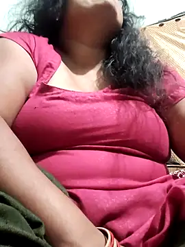 Mmm143 online show from February 21, 2026, 5:47 pm