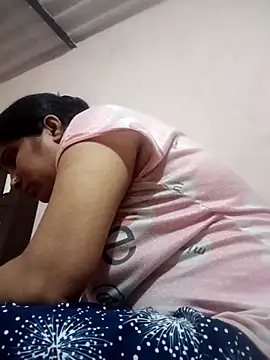 aliya-jaan71 online show from October 3, 2025, 10:23 am