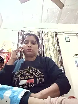 aliya-jaan71 online show from February 2, 2026, 8:35 am