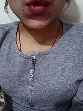 Miss linaa online show from November 22, 2025, 5:28 am