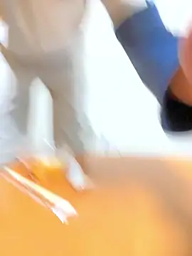 Snapshot of KAMESAN08 chatting on November 9, 2025, 4:44 am KAMESAN08 online show from November 9, 2025, 4:44 am