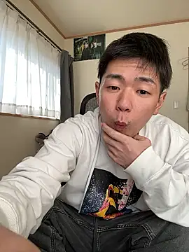 Snapshot of KAMESAN08 chatting on December 19, 2025, 4:52 am KAMESAN08 online show from December 19, 2025, 4:52 am