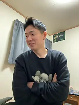 Snapshot of KAMESAN08 chatting on February 19, 2026, 10:44 am KAMESAN08 online show from February 19, 2026, 10:44 am