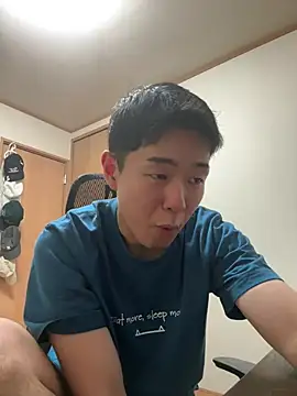 KAMESAN08 online show from May 15, 2026, 12:34 pm