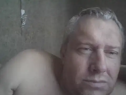 evulis1 online show from September 27, 2025, 11:48 am