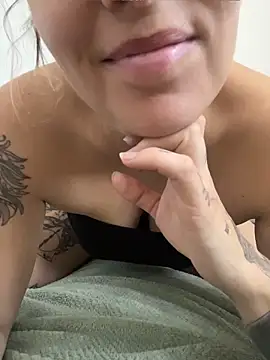 anonyme hot47 online show from April 8, 2026, 9:09 am