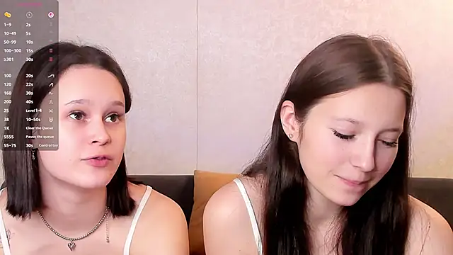 GabrielleLynchard online show from October 8, 2025, 7:11 pm