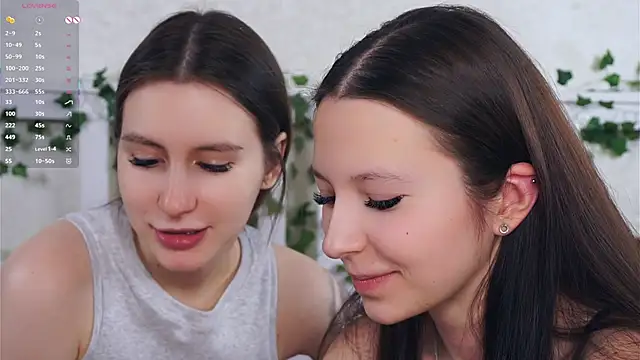 GabrielleLynchard online show from February 15, 2026, 9:11 pm