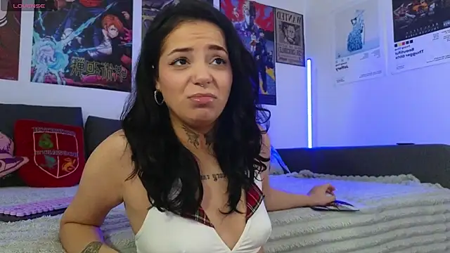 KiraQuinn1 online show from September 28, 2025, 3:17 pm