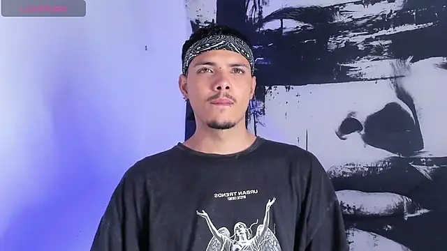 Avaggi online show from September 22, 2025, 10:12 pm