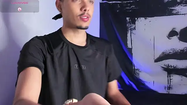 Avaggi online show from September 23, 2025, 10:13 pm