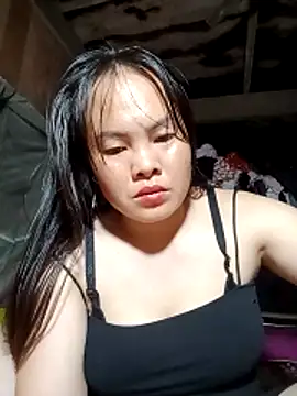 Snapshot of emilyzz chatting on April 24, 2026, 12:51 pm emilyzz online show from April 24, 2026, 12:51 pm