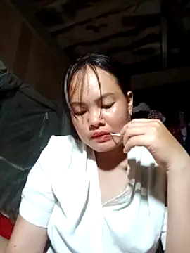 Snapshot of emilyzz chatting on April 29, 2026, 2:21 pm emilyzz online show from April 29, 2026, 2:21 pm
