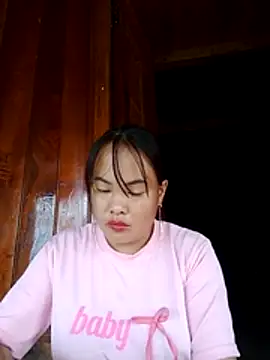 Snapshot of emilyzz chatting on July 13, 2026, 2:03 am emilyzz online show from July 13, 2026, 2:03 am