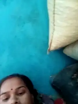 Snapshot of Hot_eras68484 chatting on May 21, 2026, 9:27 am Hot eras68484 online show from May 21, 2026, 9:27 am