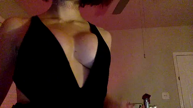 Texxaspearl online show from April 22, 2026, 10:28 am