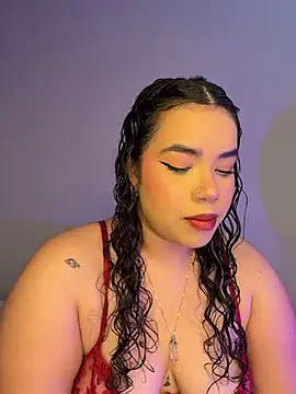 krisstenSantos online show from March 5, 2026, 1:07 pm