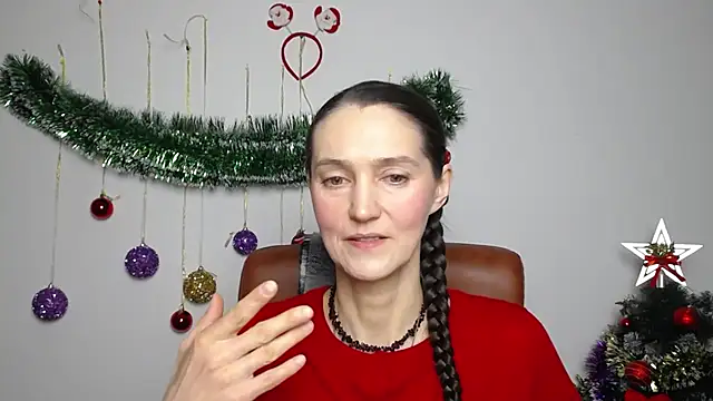 TayaFinch online show from December 16, 2025, 2:44 pm