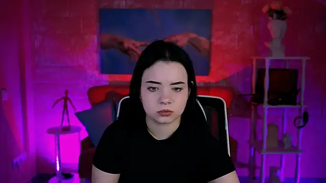 leslierowe  online show from November 22, 2025, 12:59 pm