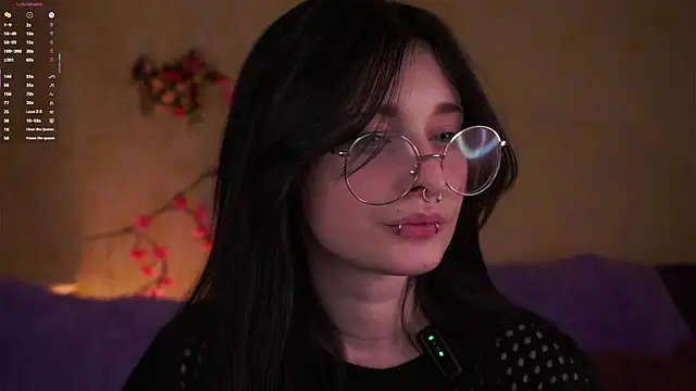 DarcyAspacio online show from April 23, 2026, 12:29 pm