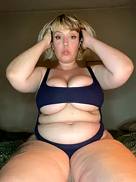 STRIPsegale online show from October 6, 2025, 9:01 pm