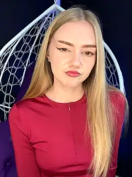 MilaMoone online show from September 26, 2025, 10:41 am