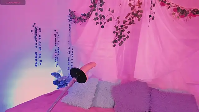 chubbyZoe online show from November 6, 2025, 2:56 am