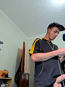 Bottz777 online show from October 31, 2025, 3:46 pm