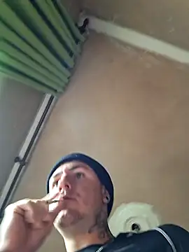 Bottz777 online show from November 18, 2025, 9:14 am