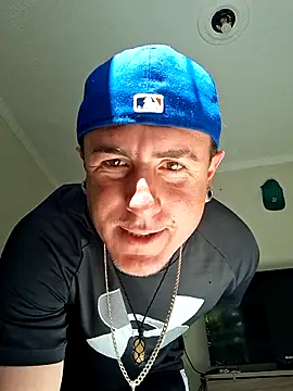 Bottz777 online show from December 4, 2025, 12:03 pm