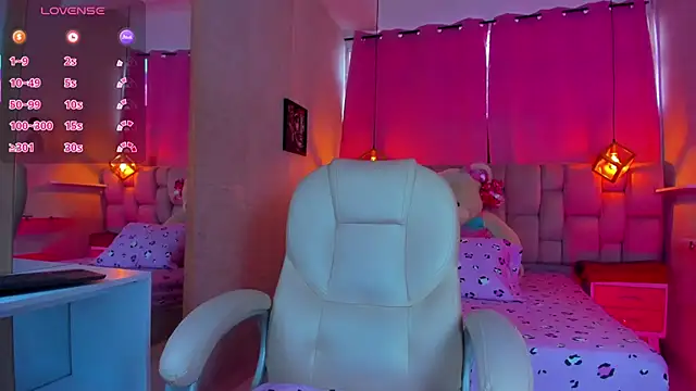 vagaro  online show from December 16, 2025, 8:47 pm