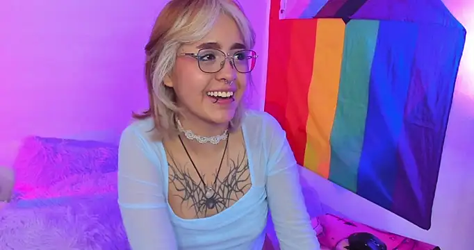 NekoWaifu online show from September 26, 2025, 12:31 pm