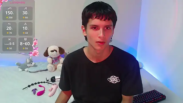 Brahian7u7 online show from November 10, 2025, 2:21 am