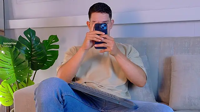 ZaneDawson online show from April 21, 2026, 7:28 pm