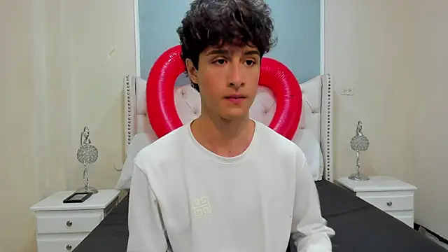 Snapshot of Xam_Collen chatting on November 26, 2025, 6:20 pm Xam Collen online show from November 26, 2025, 6:20 pm