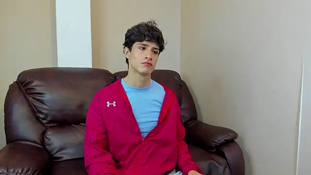 Snapshot of Xam_Collen chatting on December 16, 2025, 4:45 pm Xam Collen online show from December 16, 2025, 4:45 pm