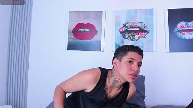 Girls inlove online show from October 7, 2025, 11:29 am