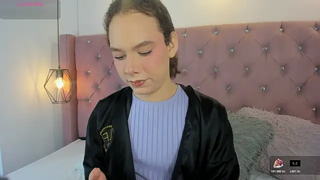 bycandy  online show from March 4, 2026, 1:06 pm