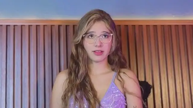 VictoriaSpark online show from September 27, 2025, 12:32 pm