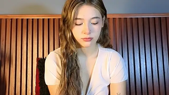 VictoriaSpark online show from November 6, 2025, 12:17 pm