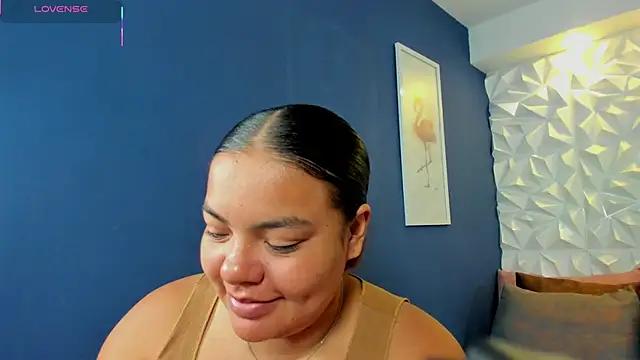 freya cole  online show from November 7, 2025, 11:54 am