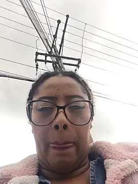 Ebony-Goddess19 online show from October 6, 2025, 6:49 pm